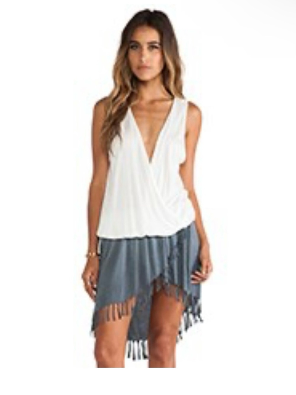 Tiare Hawaii White Tank with Gold Accent Tag